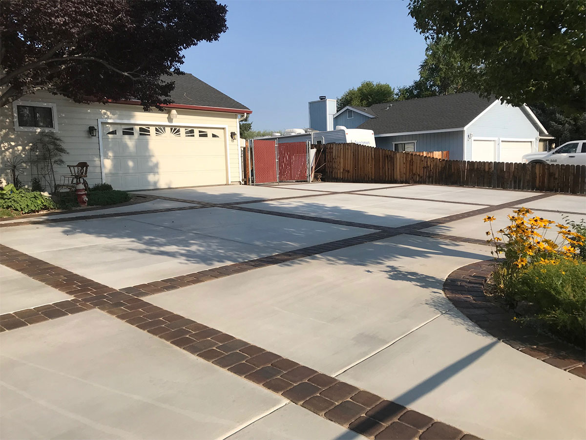 Paver Driveway 09